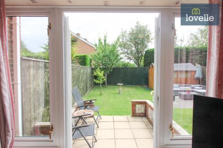 3 bedroom Semi-detached house for sale in Chatsworth Drive, Louth, LN11