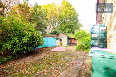 3 bedroom Detached bungalow for sale in Church End, North Somercotes, LN11