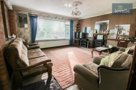 3 bedroom Detached bungalow for sale in Church End, North Somercotes, LN11