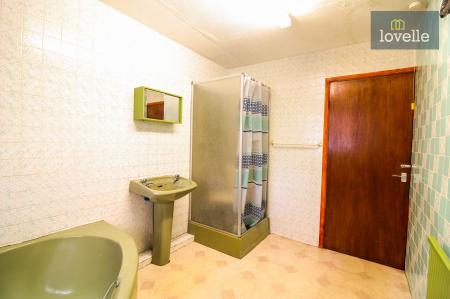 3 bedroom Detached bungalow for sale in Church End, North Somercotes, LN11