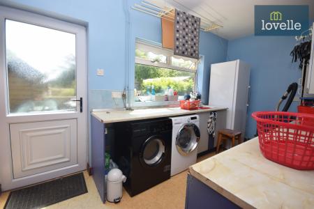4 bedroom Semi-detached house for sale in Church Lane, Utterby, LN11
