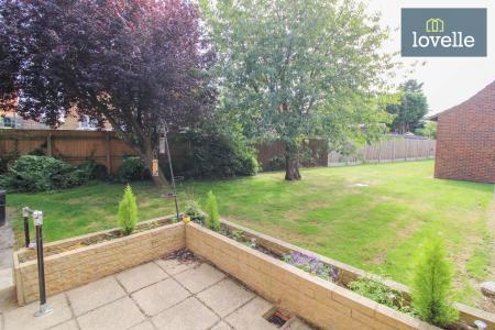 1 bedroom Bungalow for sale in Clare Court, Grimsby, DN34