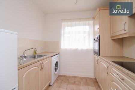 1 bedroom Bungalow for sale in Clare Court, Cambridge Park, Grimsby, DN34