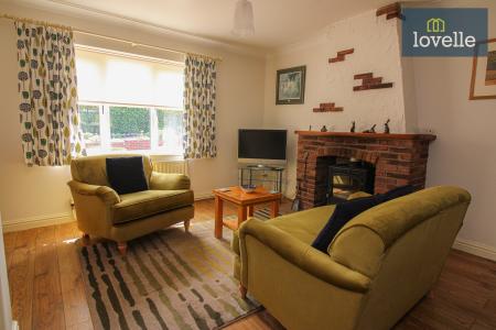 4 bedroom Detached bungalow for sale in Conisholme Road, North Somercotes, LN11