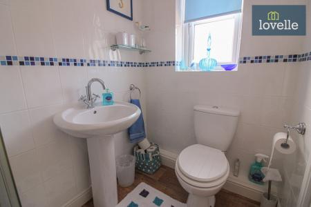 4 bedroom Detached bungalow for sale in Conisholme Road, North Somercotes, LN11