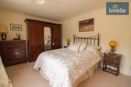 4 bedroom Detached bungalow for sale in Conisholme Road, North Somercotes, LN11