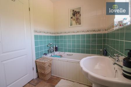 4 bedroom Detached bungalow for sale in Conisholme Road, North Somercotes, LN11