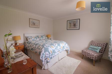 4 bedroom Detached bungalow for sale in Conisholme Road, North Somercotes, LN11