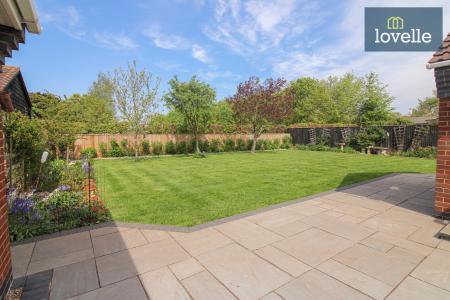 4 bedroom Detached bungalow for sale in Conisholme Road, North Somercotes, LN11