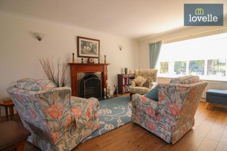 4 bedroom Detached bungalow for sale in Conisholme Road, North Somercotes, LN11