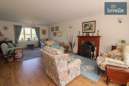 4 bedroom Detached bungalow for sale in Conisholme Road, North Somercotes, LN11