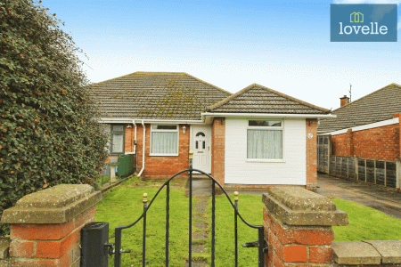 3 bedroom Semi-detached bungalow for sale in Coniston Avenue, Grimsby, DN33