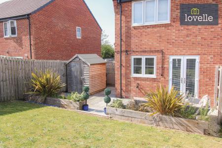 2 bedroom Semi-detached house for sale in Conker Grove, Louth, LN11