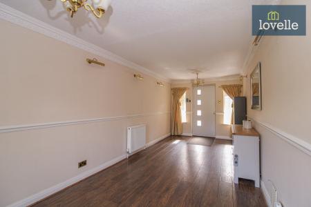 6 bedroom Detached house for sale in Cooper Lane, Grimsby, DN37