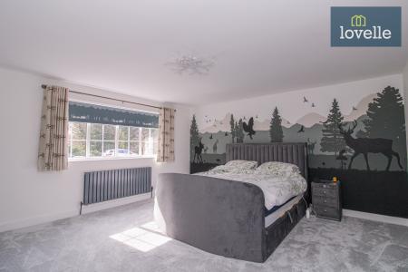 6 bedroom Detached house for sale in Cooper Lane, Grimsby, DN37