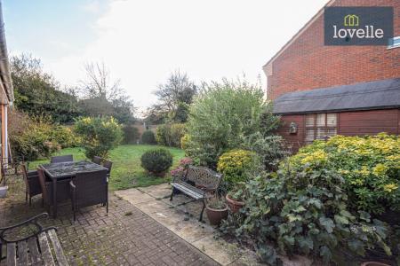 3 bedroom Detached bungalow for sale in Eresbie Road, Louth, LN11