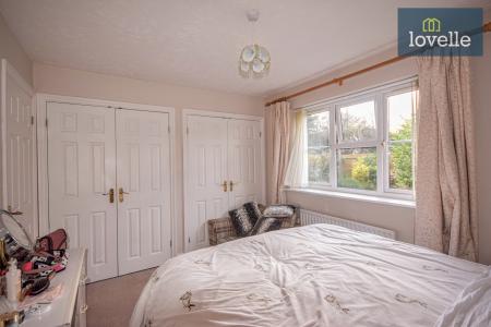 3 bedroom Detached bungalow for sale in Eresbie Road, Louth, LN11