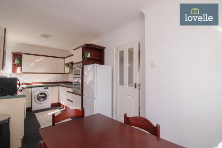 3 bedroom Semi-detached bungalow for sale in Fairway, Waltham, DN37