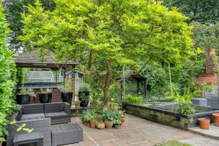 5 bedroom Semi-detached house for sale in Fords Avenue, Healing, DN41