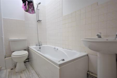 2 bedroom Flat for sale in Formans Walk, Louth, LN11