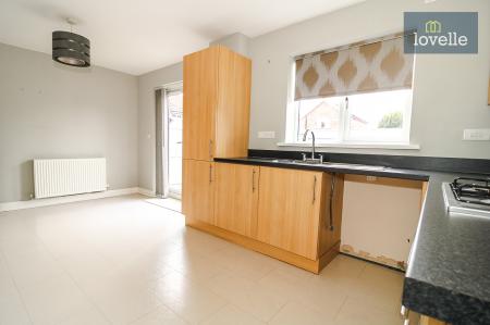 3 bedroom Terraced House for sale in Harrow Lane, Scartho Top, Grimsby, DN33