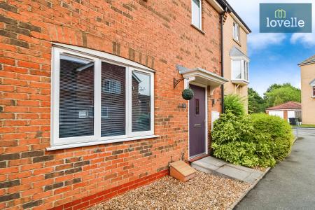 3 bedroom Terraced House for sale in Harrow Lane, Scartho Top, Grimsby, DN33