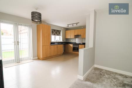 3 bedroom Terraced House for sale in Harrow Lane, Scartho Top, Grimsby, DN33