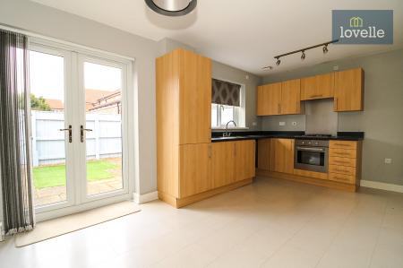 3 bedroom Terraced House for sale in Harrow Lane, Scartho Top, Grimsby, DN33