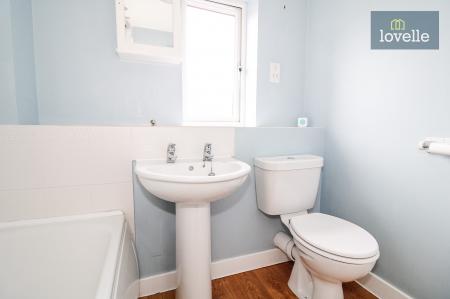 3 bedroom Terraced House for sale in Harrow Lane, Scartho Top, Grimsby, DN33