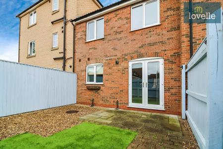 3 bedroom Terraced House for sale in Harrow Lane, Scartho Top, Grimsby, DN33