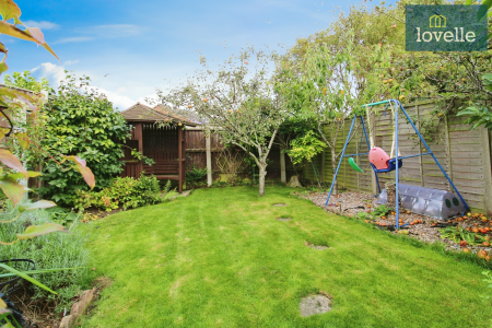 3 bedroom Semi-detached bungalow for sale in Healing Road, Stallingborough, DN41