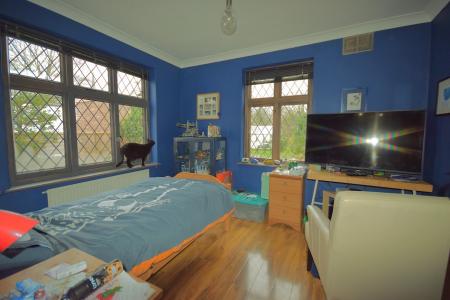 3 bedroom Detached house for sale in High Holme Road, Louth, LN11