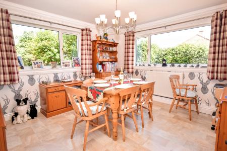 3 bedroom Detached house for sale in High Street, Grainthorpe, LN11