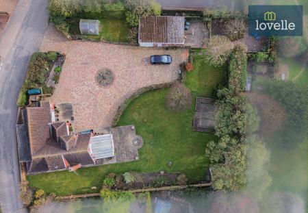 3 bedroom Detached house for sale in High Street, Grainthorpe, LN11