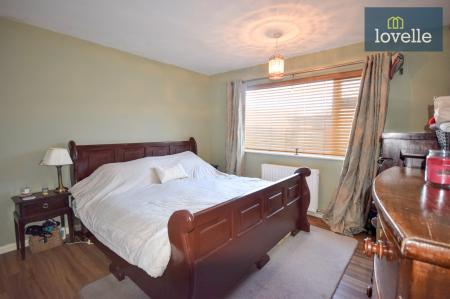 4 bedroom Bungalow for sale in Hunter Place, Louth, LN11