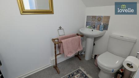 4 bedroom Bungalow for sale in Hunter Place, Louth, LN11