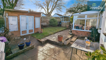 4 bedroom Bungalow for sale in Hunter Place, Louth, LN11