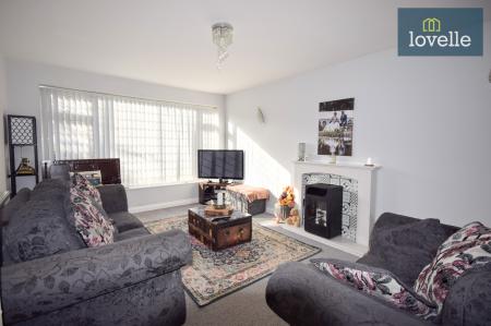 4 bedroom Bungalow for sale in Hunter Place, Louth, LN11