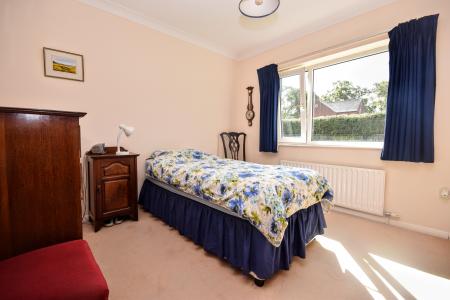 4 bedroom Detached bungalow for sale in Kenwick Pastures, Louth, LN11