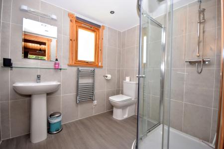 4 bedroom Log Cabin for sale in Kenwick Retreat, Louth, LN11