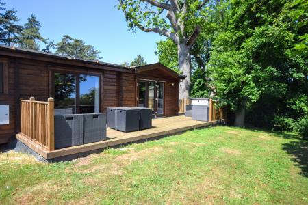 4 bedroom Log Cabin for sale in Kenwick Retreat, Louth, LN11