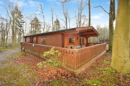 3 bedroom Log Cabin for sale in Kenwick Woods, Louth, LN11