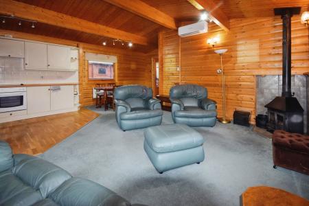 3 bedroom Log Cabin for sale in Kenwick Woods, Louth, LN11