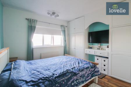 3 bedroom Semi-detached house for sale in Laceby Road, Grimsby, DN34