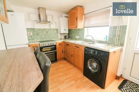 2 bedroom Terraced House for sale in Leakes Row, Louth, LN11