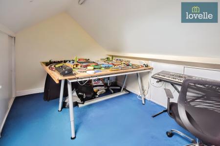 2 bedroom Terraced House for sale in Leakes Row, Louth, LN11