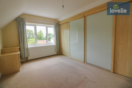 4 bedroom Bungalow for sale in Linda Crescent, Louth, LN11