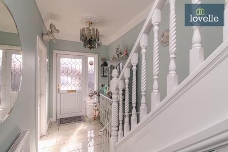 4 bedroom Terraced House for sale in Little Coates Road, Grimsby, DN34