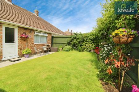 2 bedroom Semi-detached bungalow for sale in Longfield Road, Grimsby, DN34