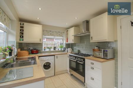 2 bedroom Semi-detached bungalow for sale in Longfield Road, Grimsby, DN34